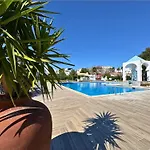 Lejlighed Sunny With Balcony And Pool - De Tavira